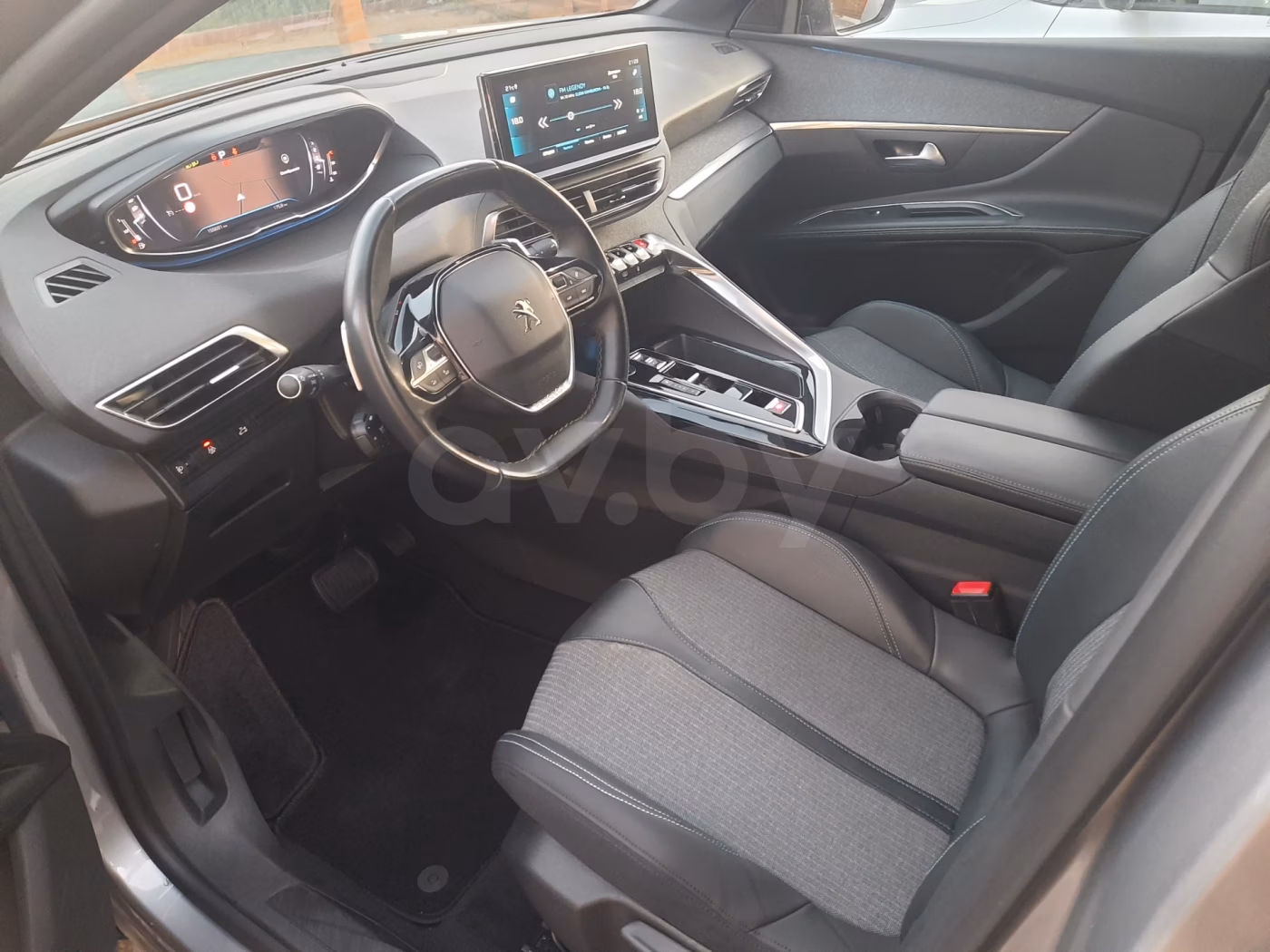 Peugeot 5008 фото 8