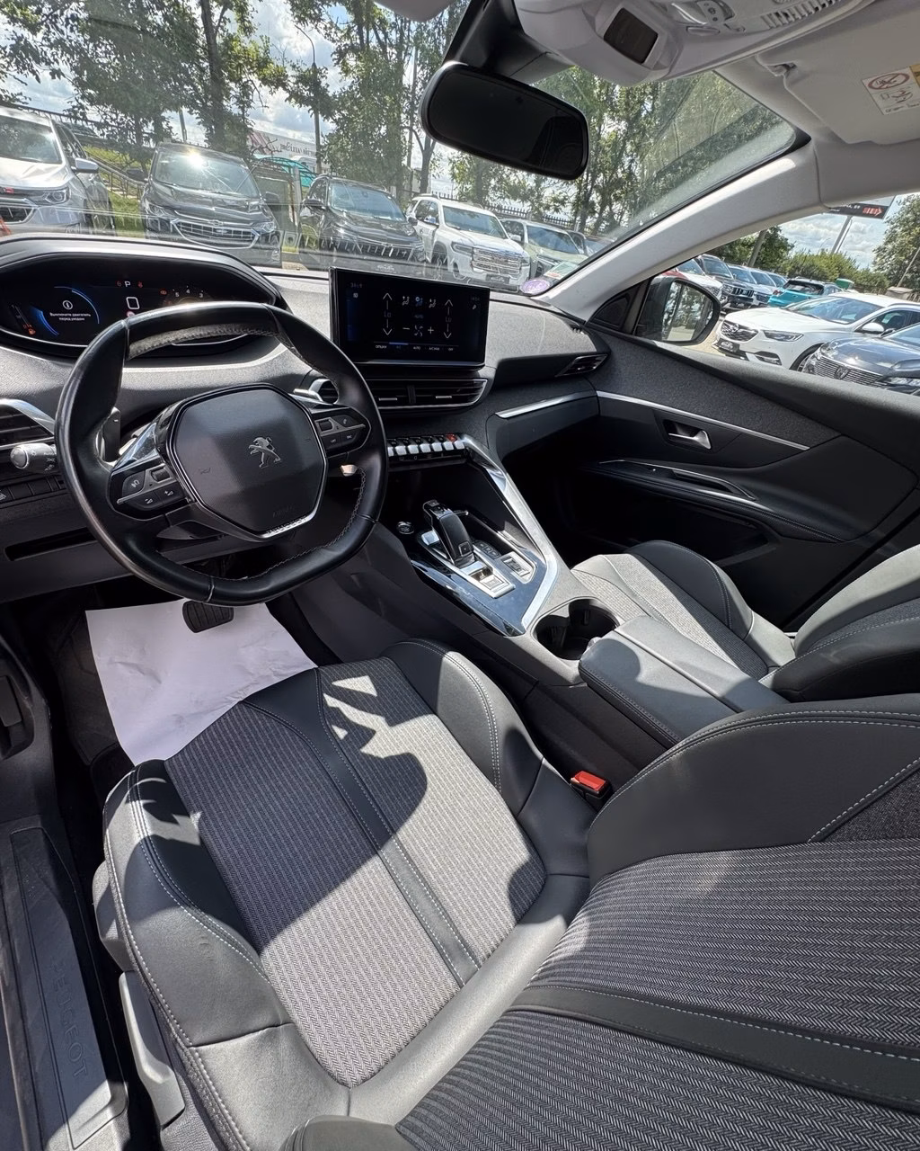 Peugeot 3008 фото 11