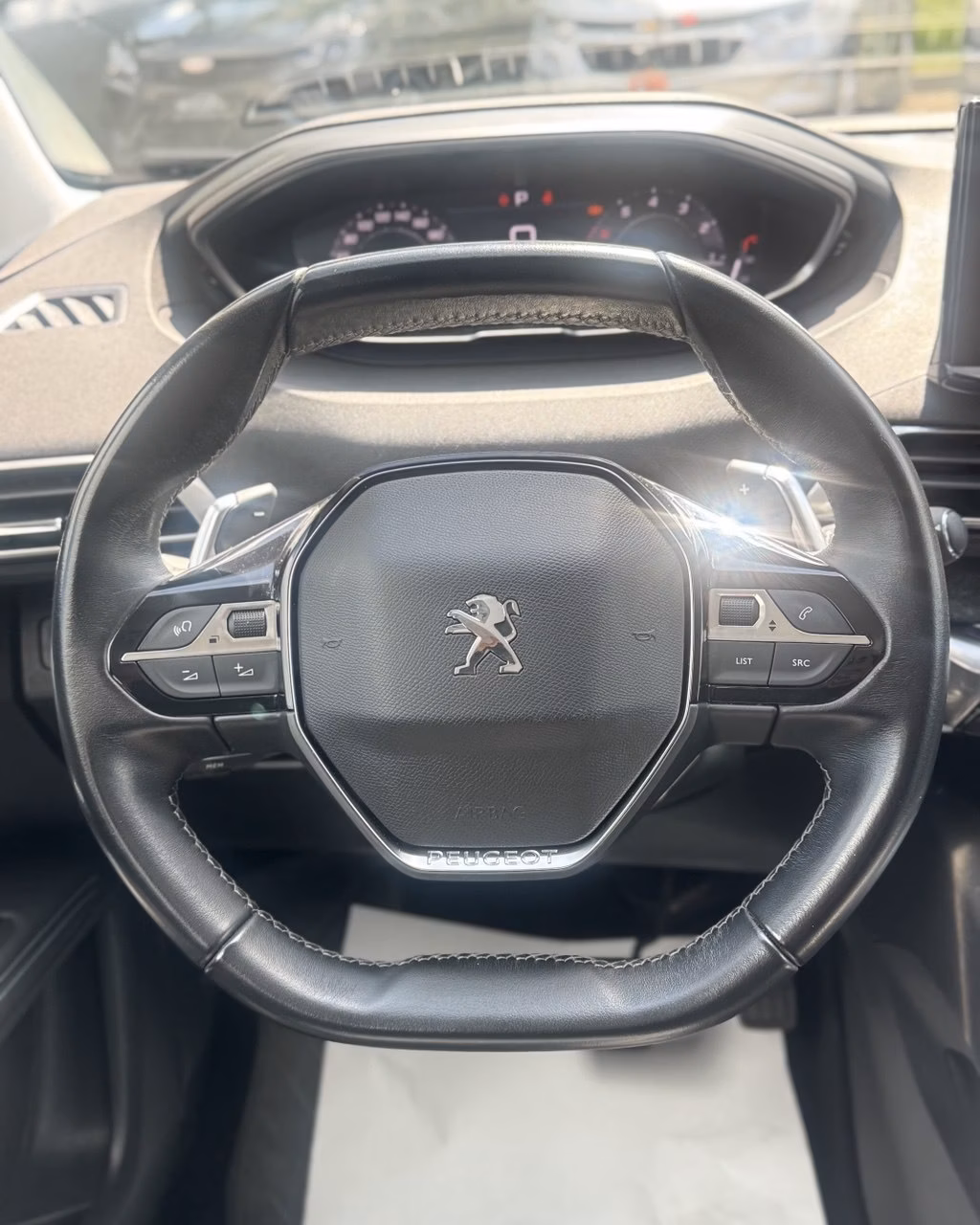 Peugeot 3008 фото 14