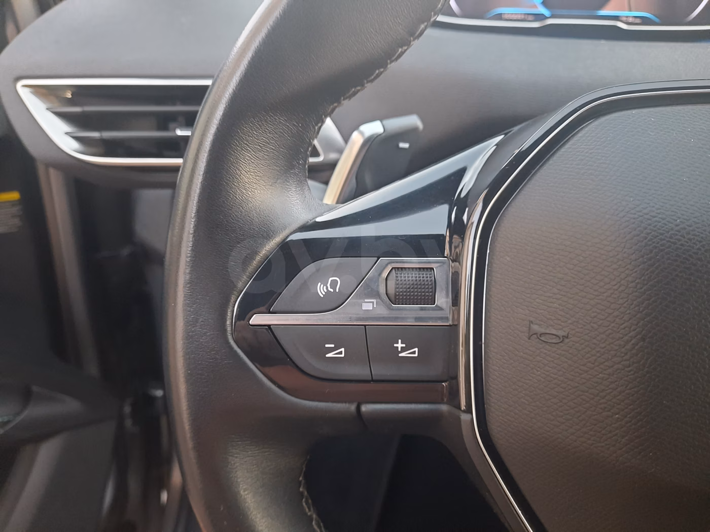 Peugeot 5008 фото 17
