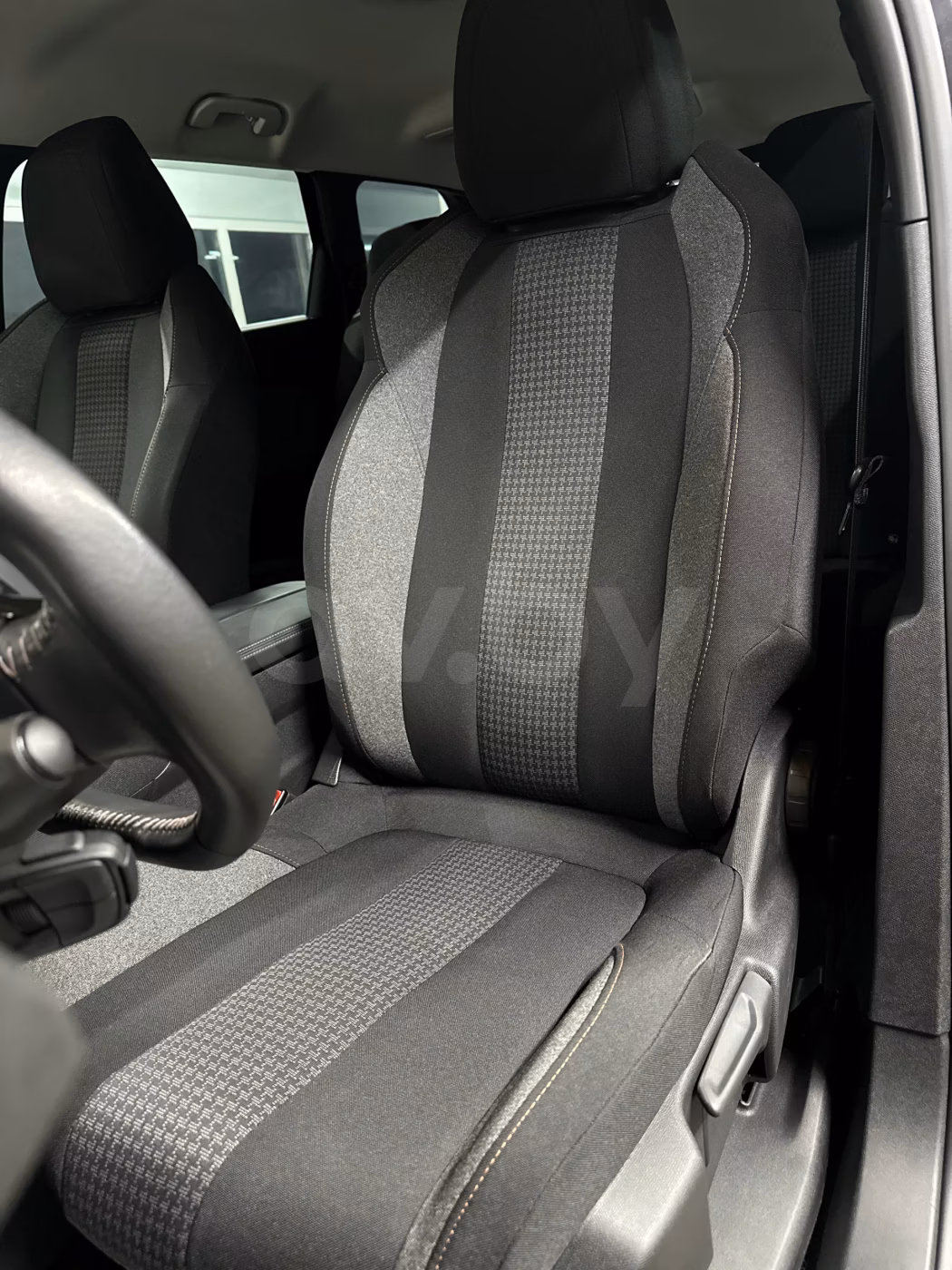 Peugeot 5008 фото 11