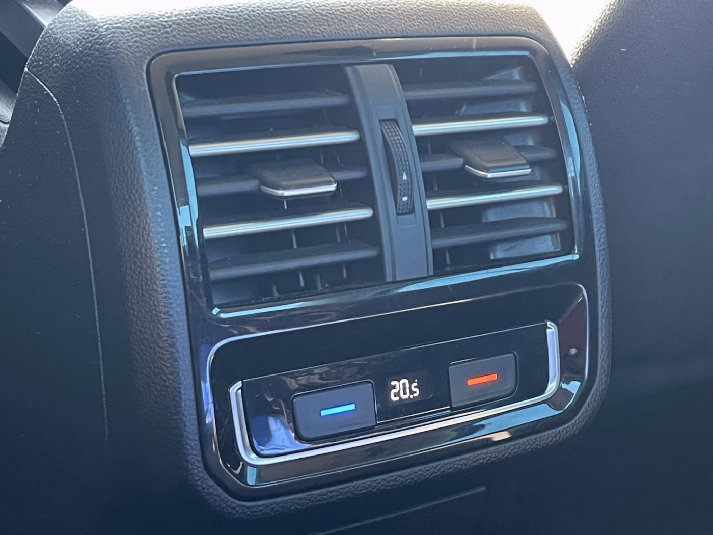 Volkswagen Passat фото 26
