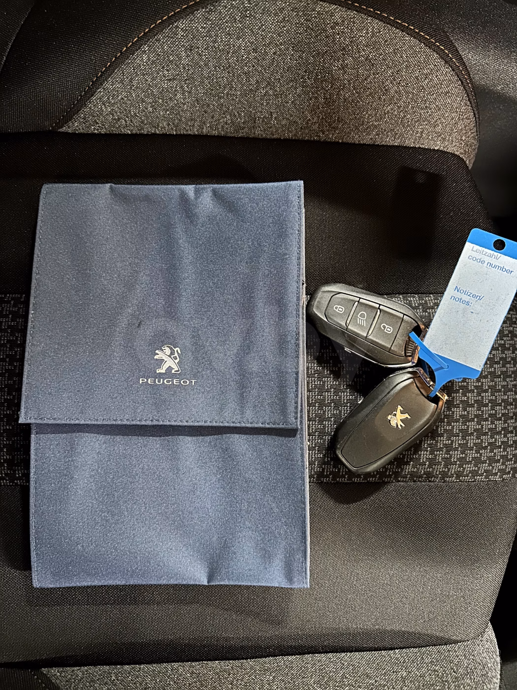 Peugeot 5008 фото 20