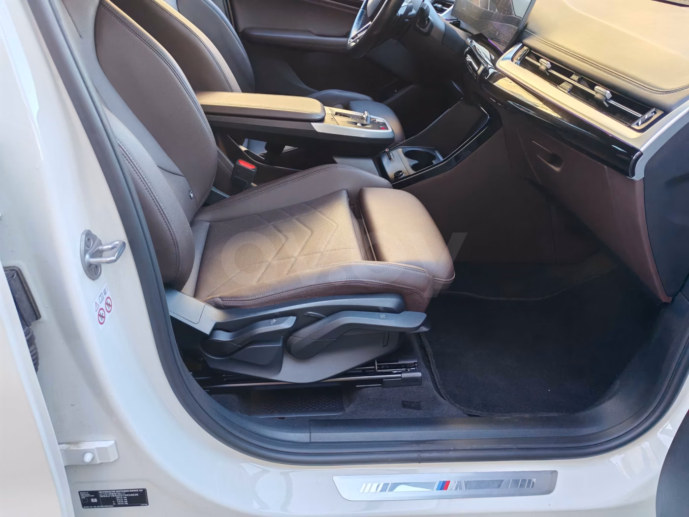 BMW 2 серия Active Tourer фото 13