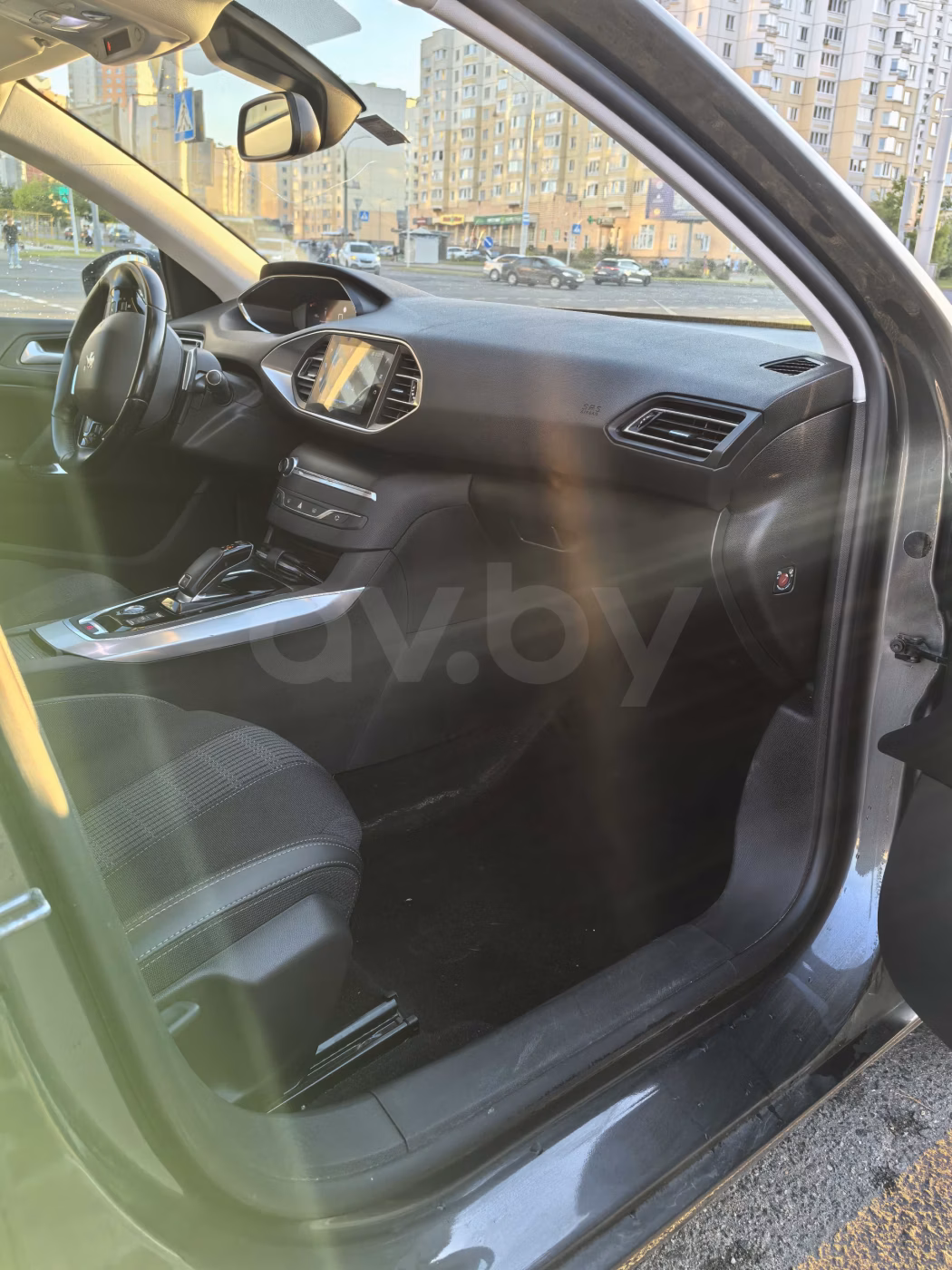 Peugeot 308 фото 5
