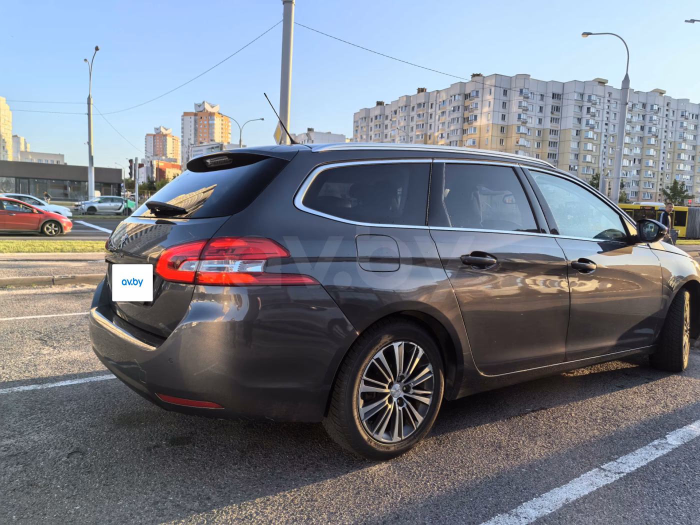 Peugeot 308 фото 3