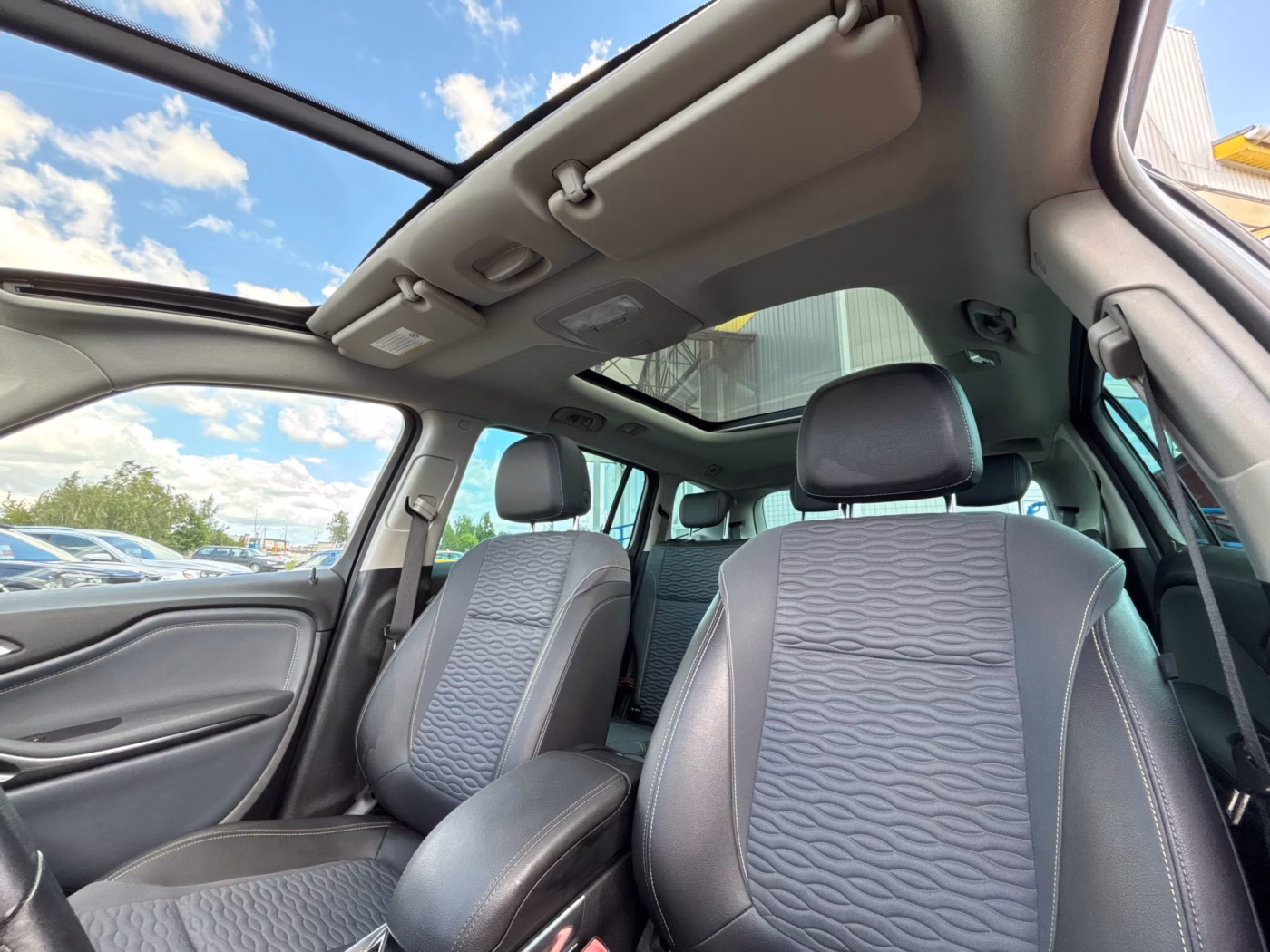 Opel Zafira фото 20