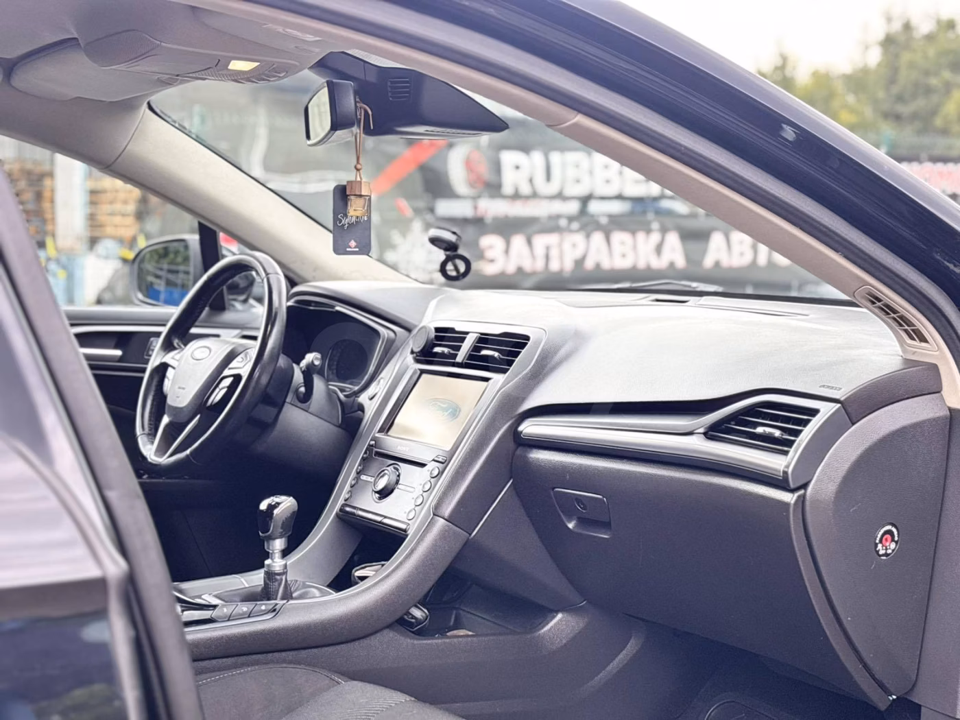 Ford Mondeo фото 3