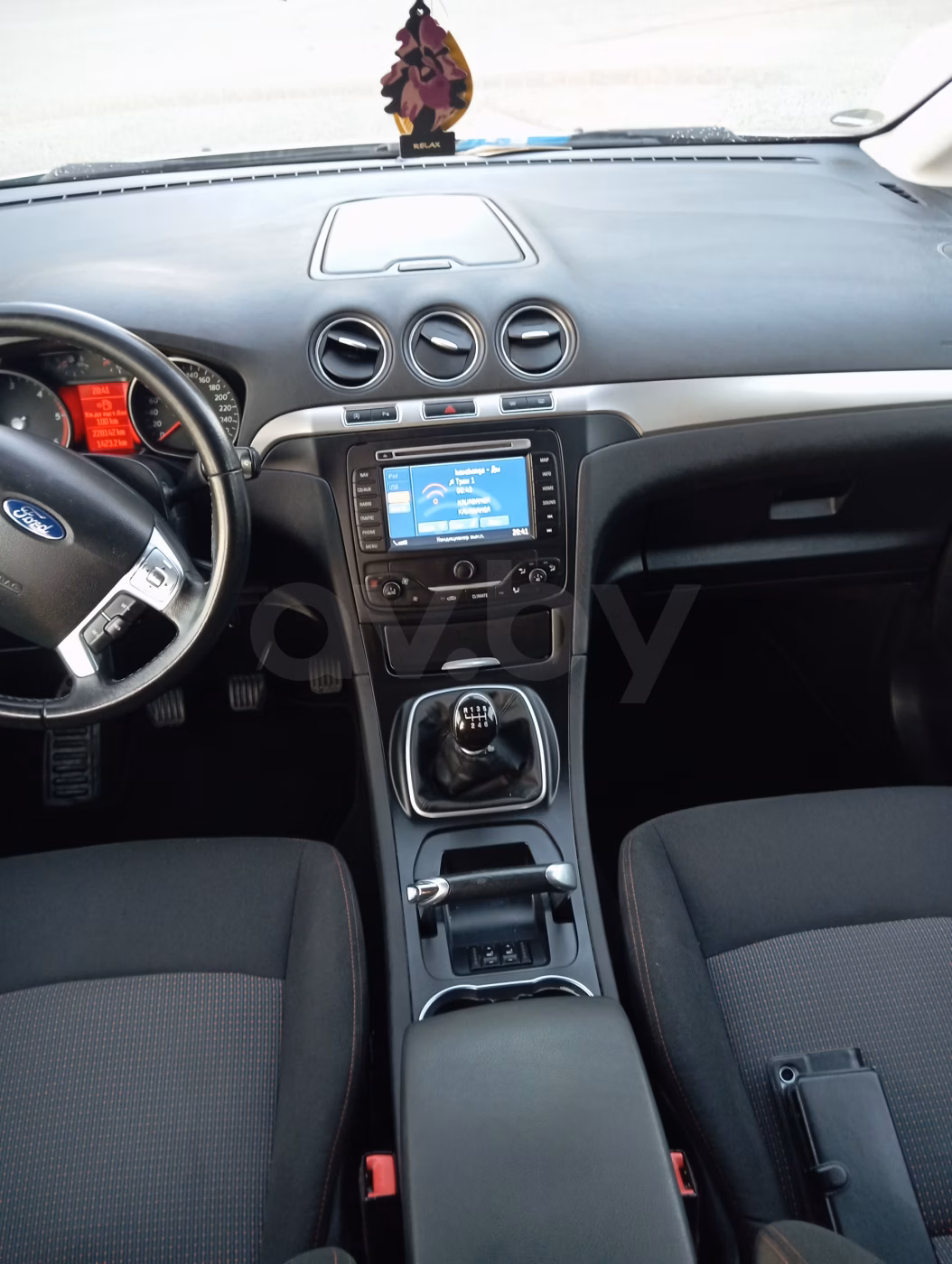 Ford Galaxy фото 17