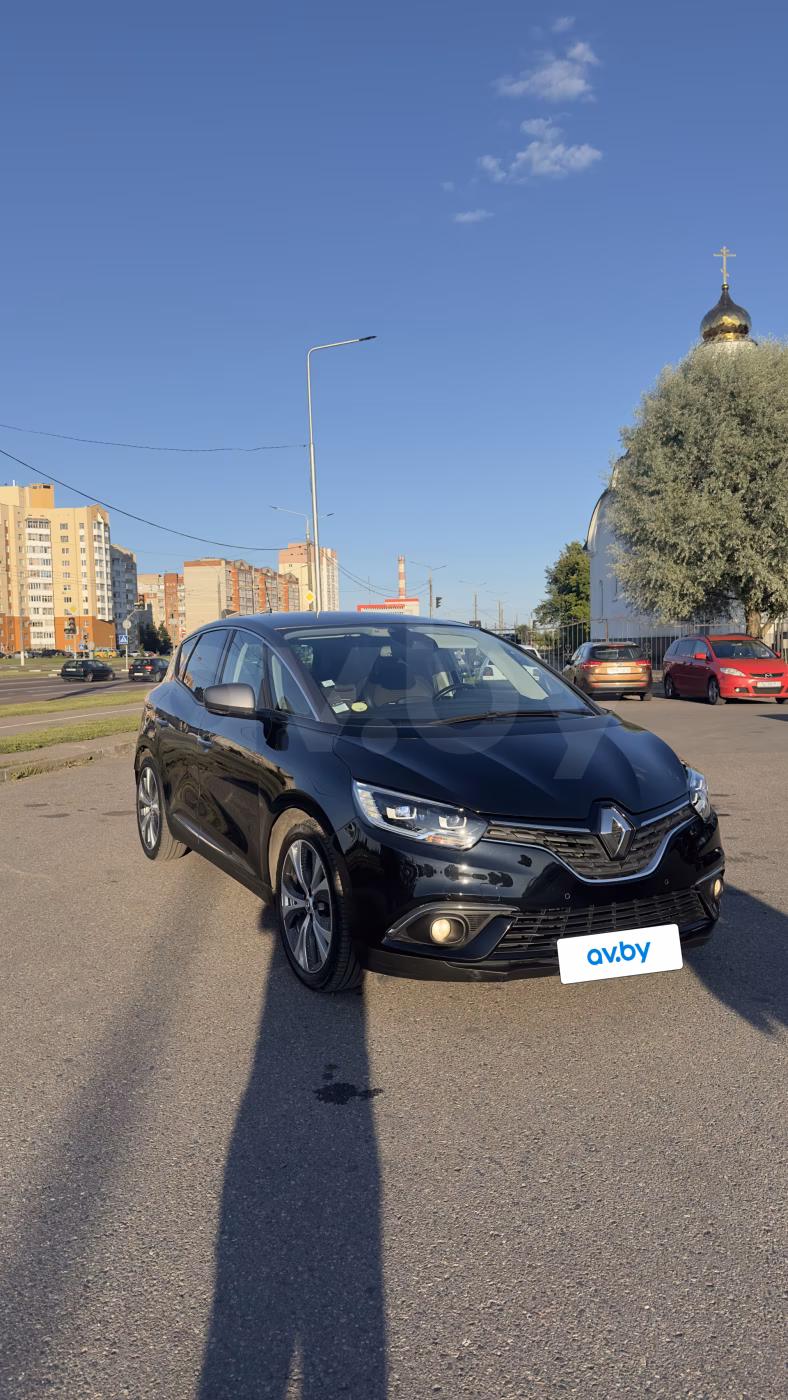 Renault Scenic фото 9