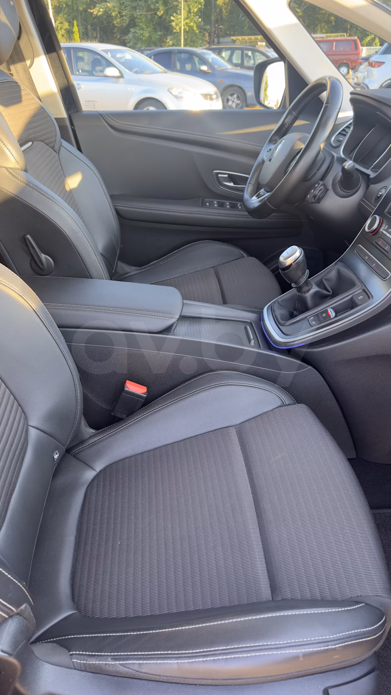 Renault Scenic фото 25