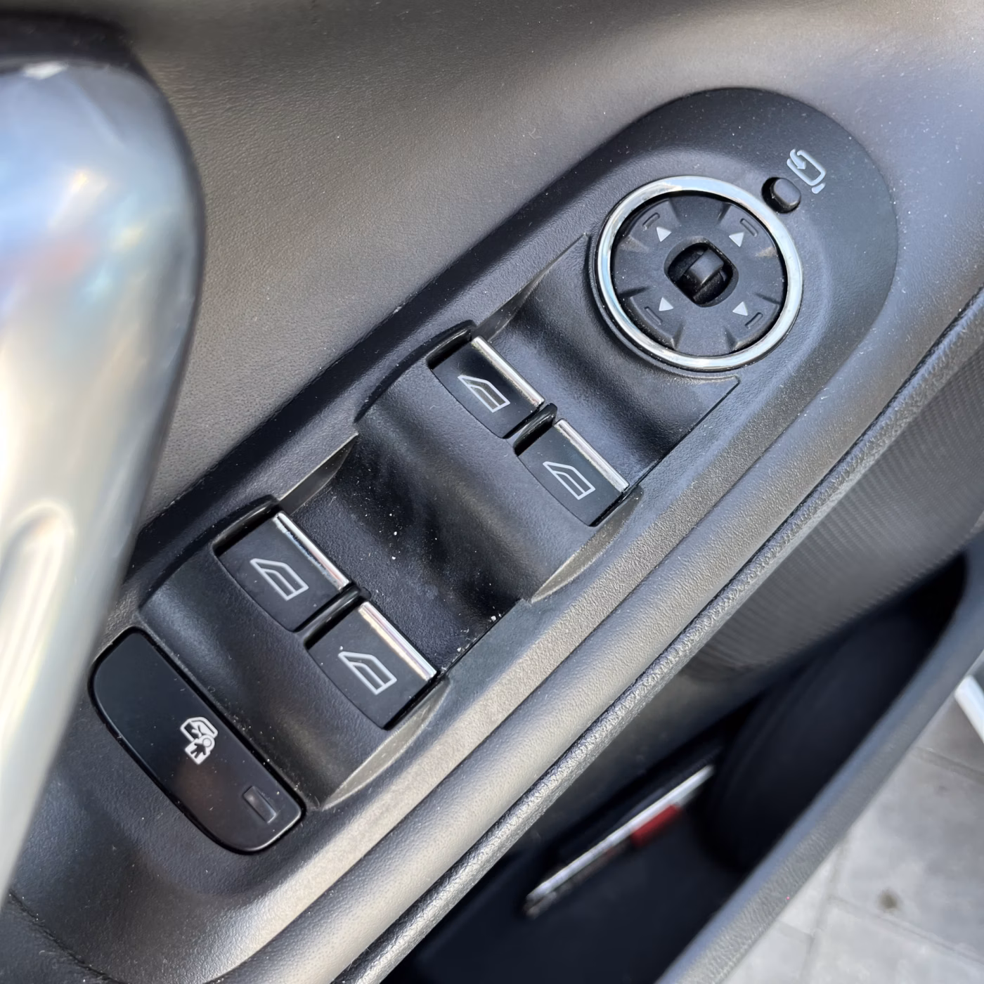 Ford S-MAX фото 10