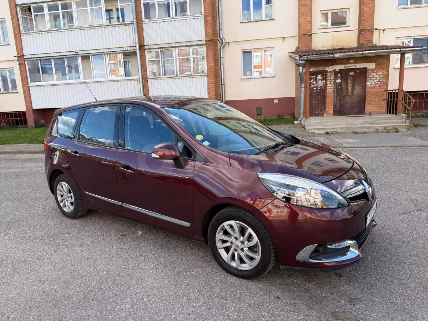 Renault Grand Scenic фото 4