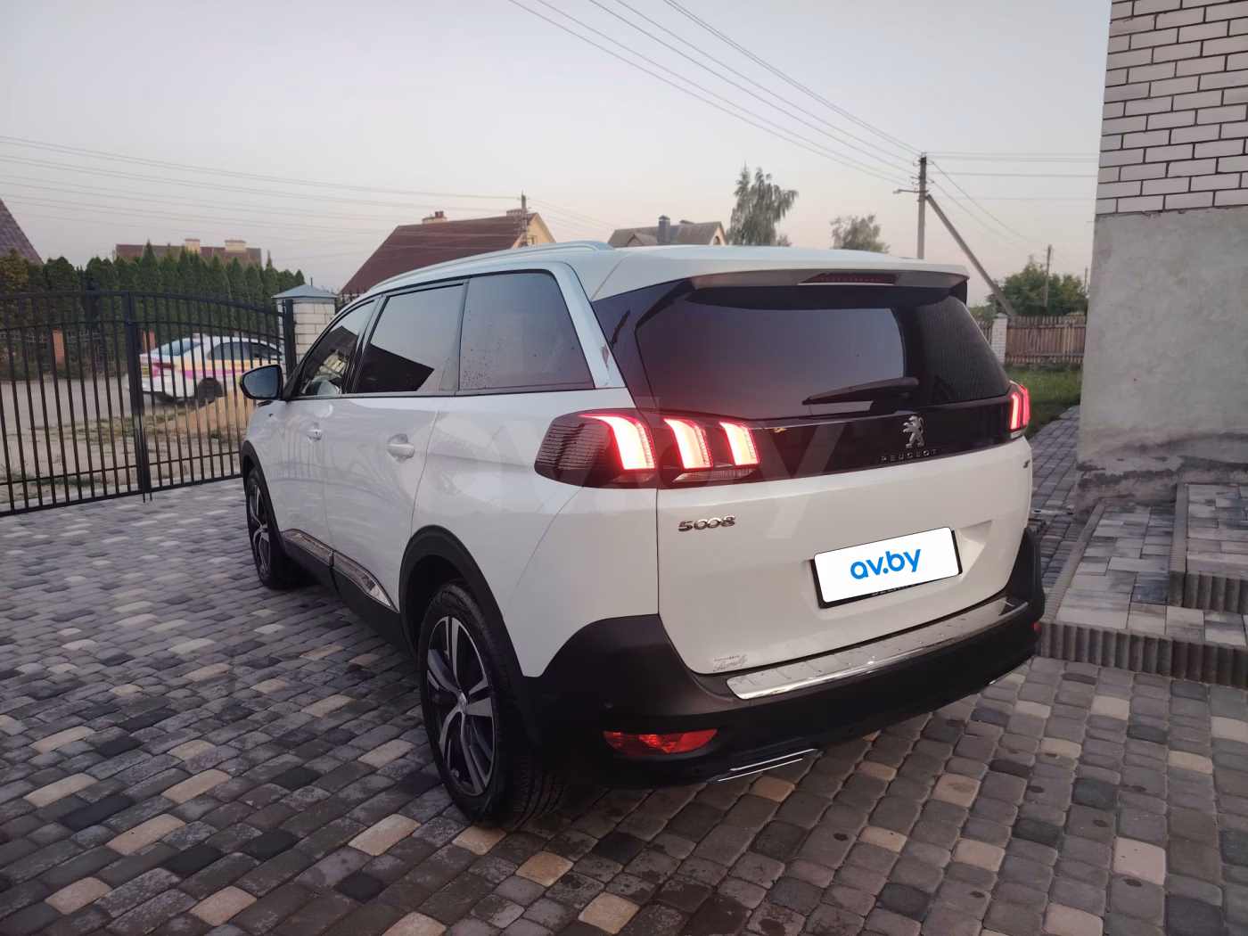 Peugeot 5008 фото 6