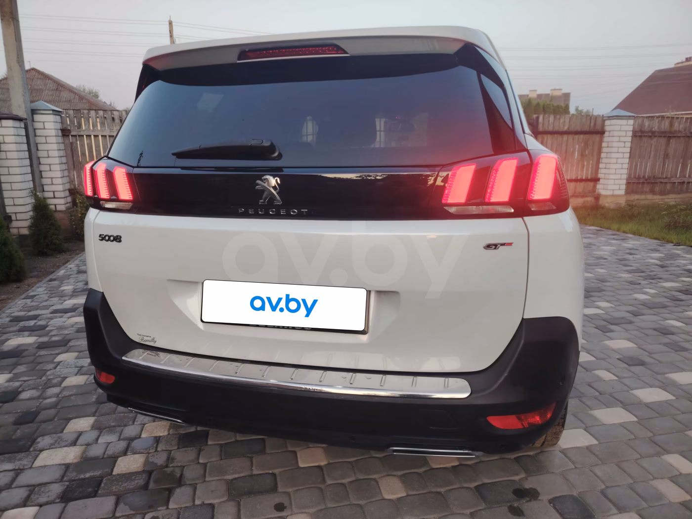 Peugeot 5008 фото 13