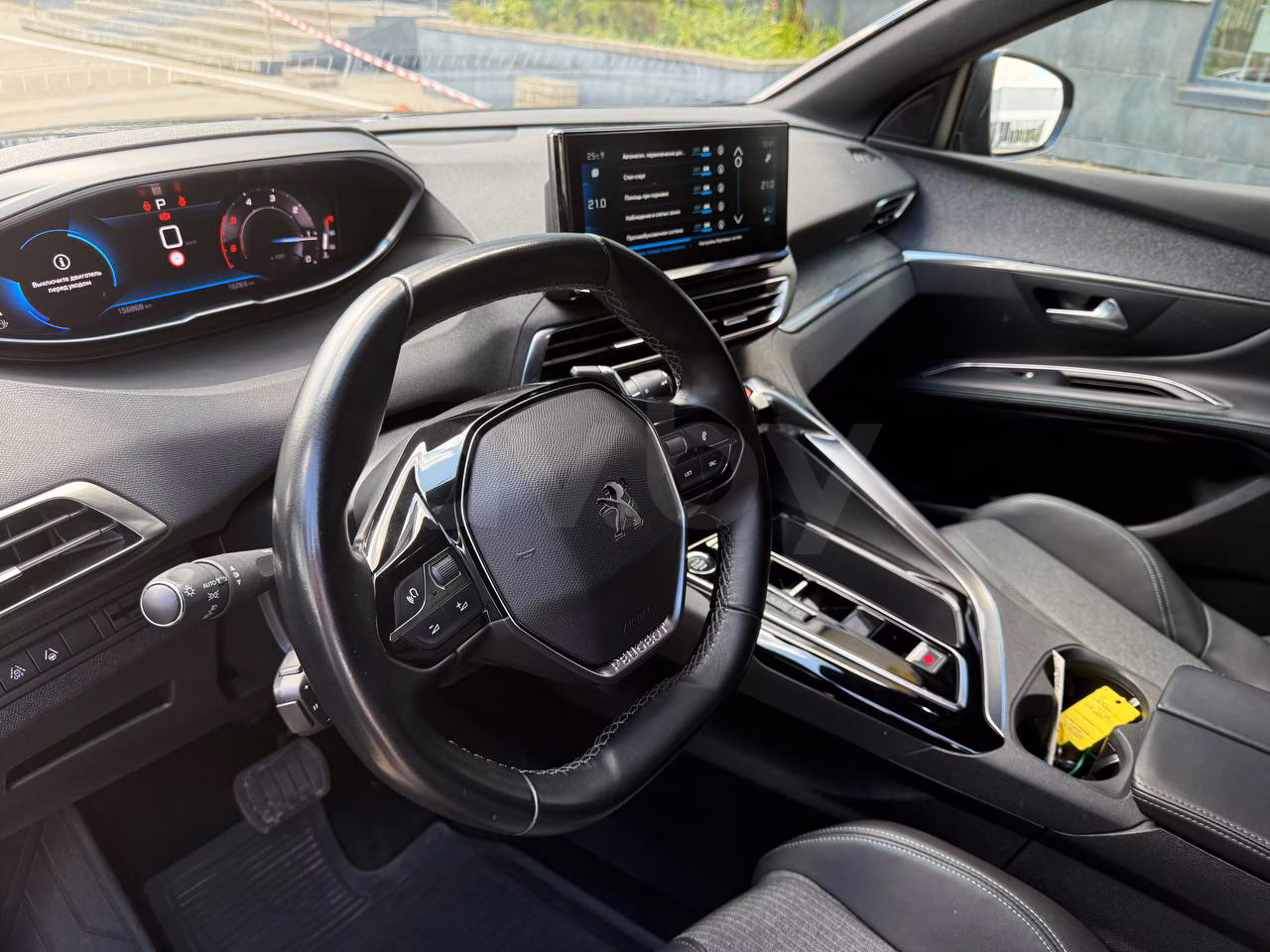 Peugeot 5008 фото 11