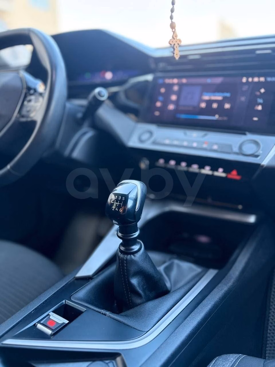 Peugeot 308 фото 4