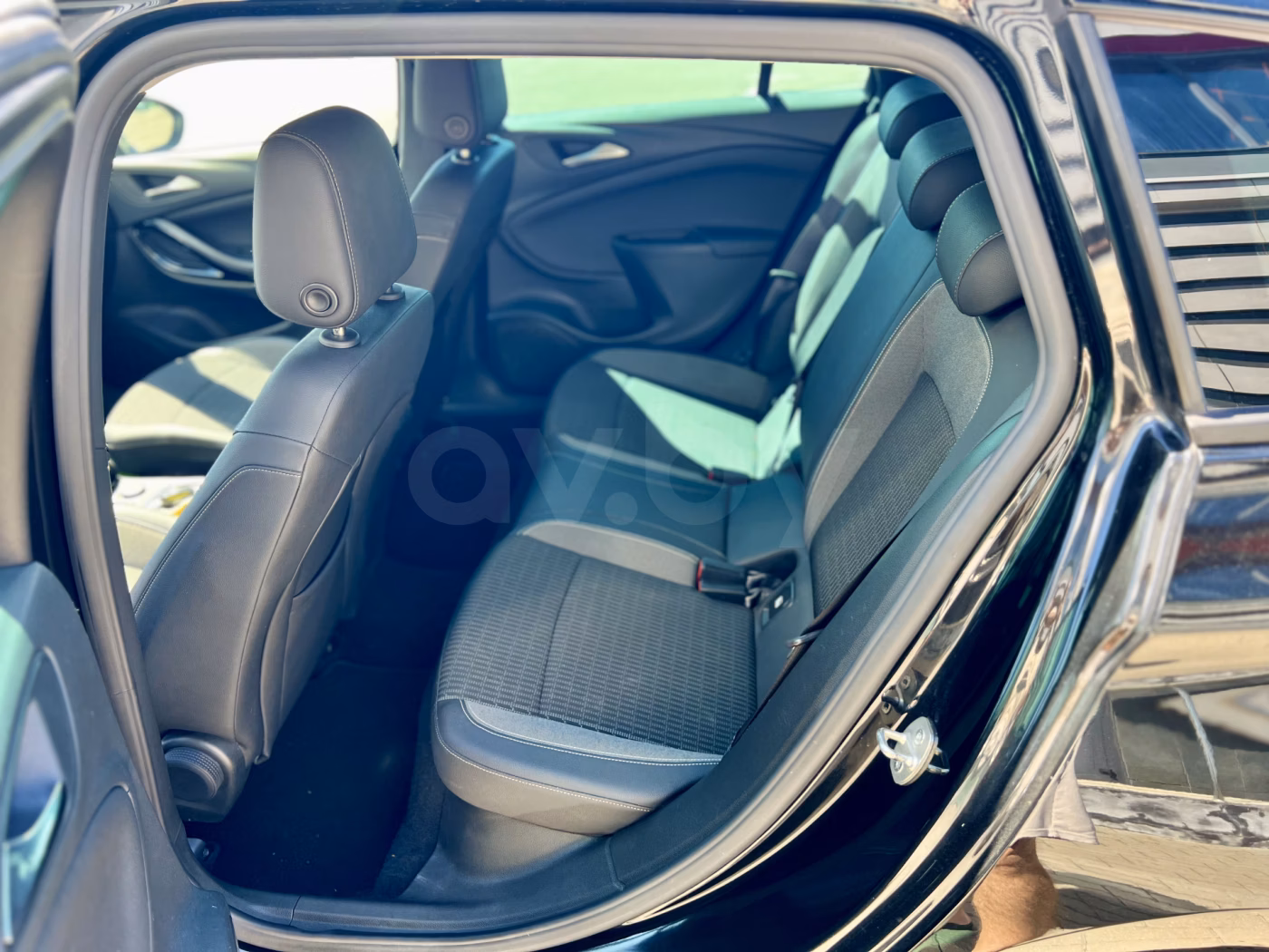 Opel Astra фото 14