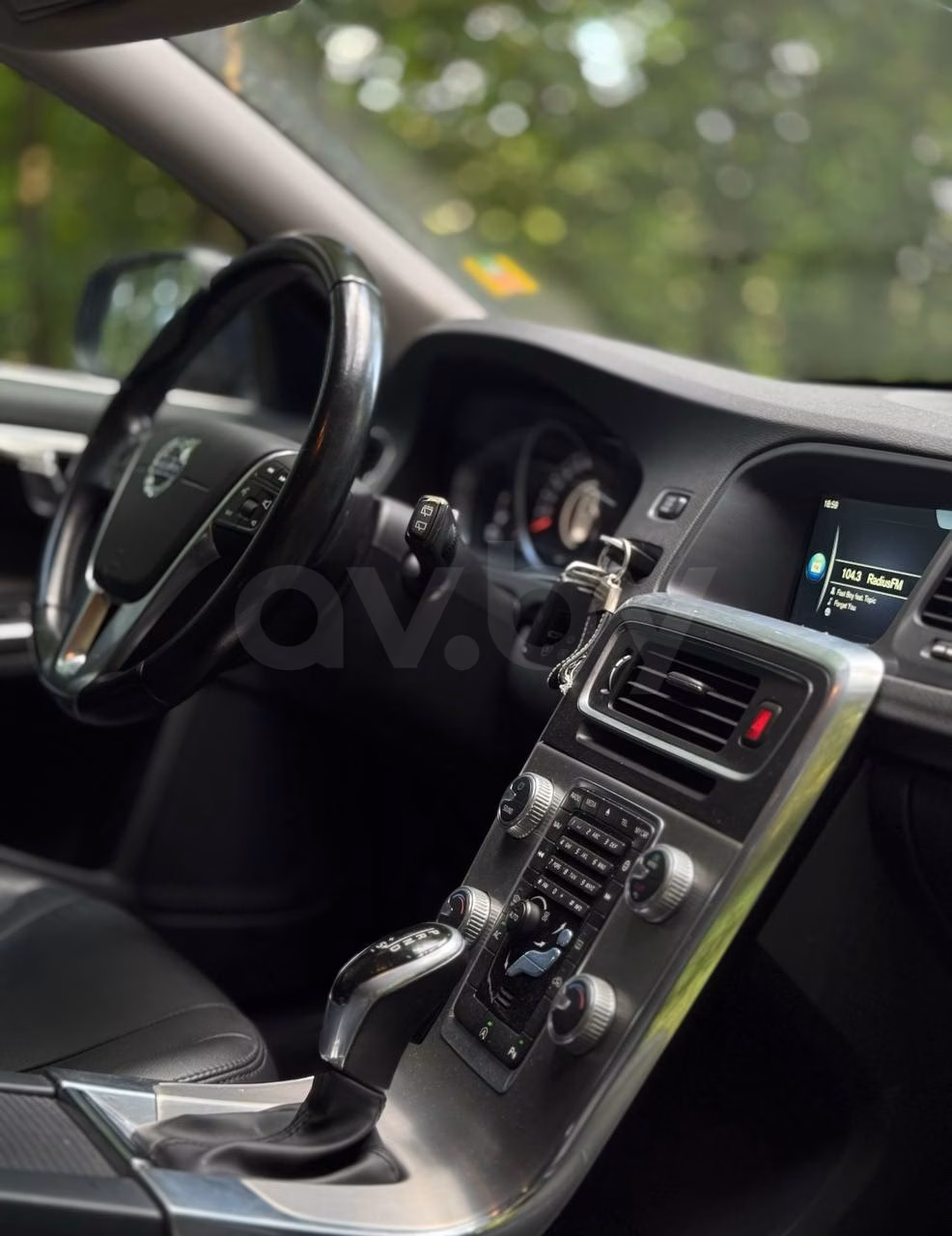 Volvo V60 фото 5