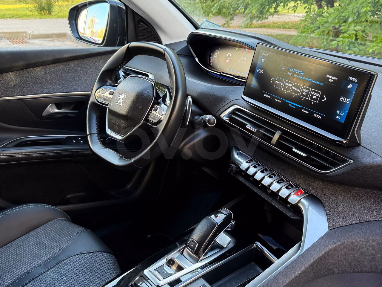 Peugeot 5008 фото 25