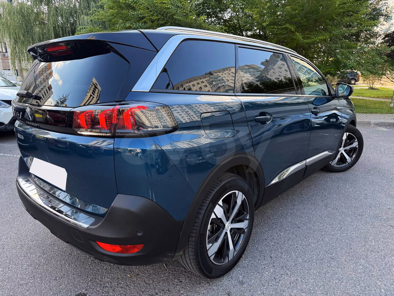 Peugeot 5008 фото 5