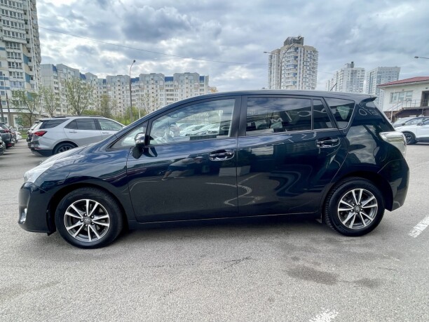 Toyota Verso фото 4